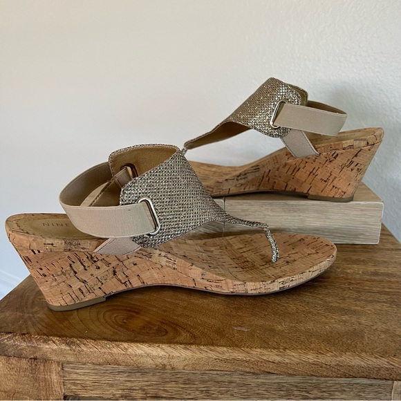 NINE WEST light gold cork wedge sandals stretchy back strap with box - Picture 5 of 6